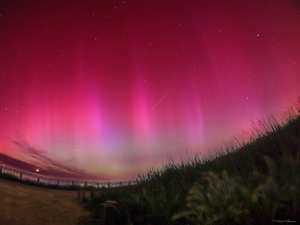 Une nuit féérique sous les aurores boréales